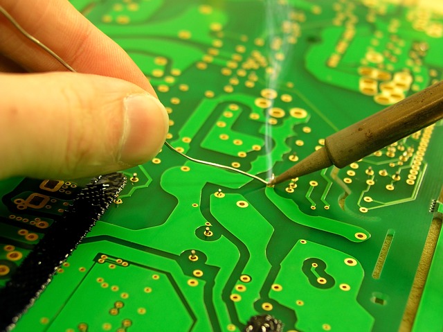 printed circuit board layout soldering